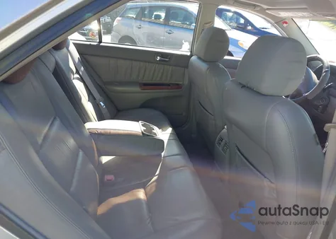 2004 Toyota Camry Xle z USA, uszkodzony, nr VIN 4T1BE30K54U928149